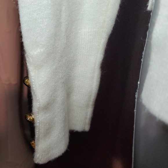 ATMOSPHERE White Sweater - Picture 7 of 11